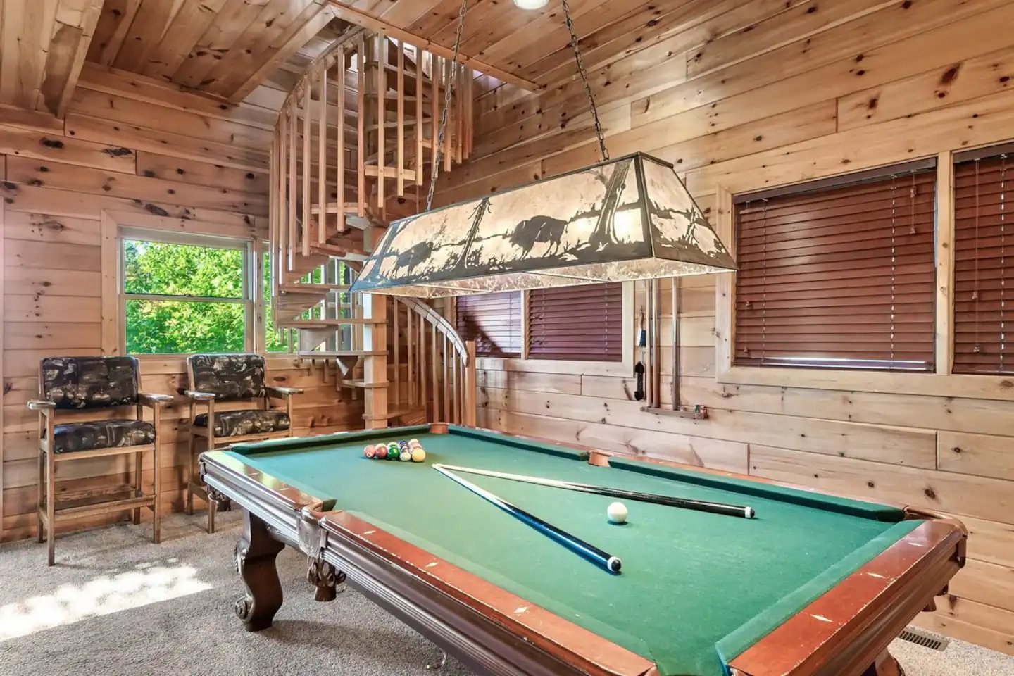 Celebrate Love and Milestones: Luxury Cabins for Special Occasions